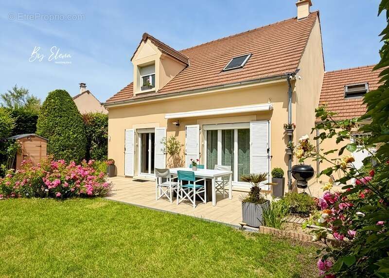 Maison à BUSSY-SAINT-GEORGES