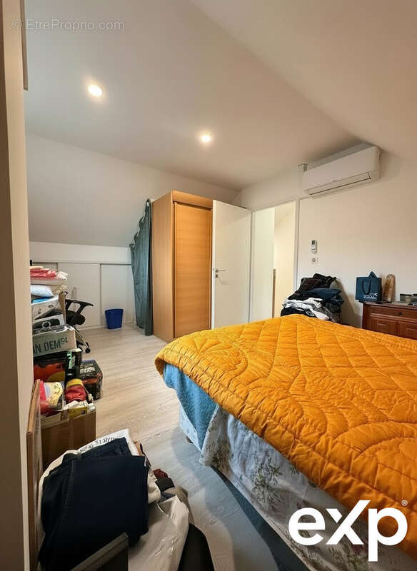 Maison à CHAMPENOUX