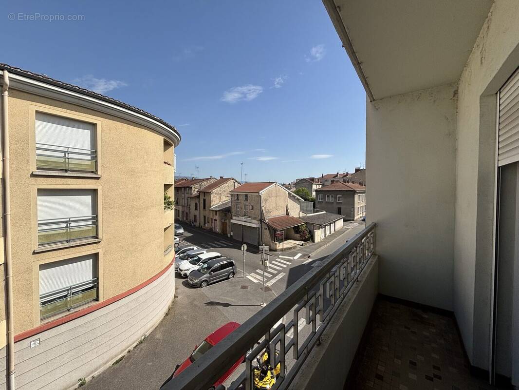 Appartement à BOURG-DE-PEAGE