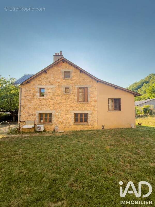Photo 1 - Maison à SALLES-LA-SOURCE