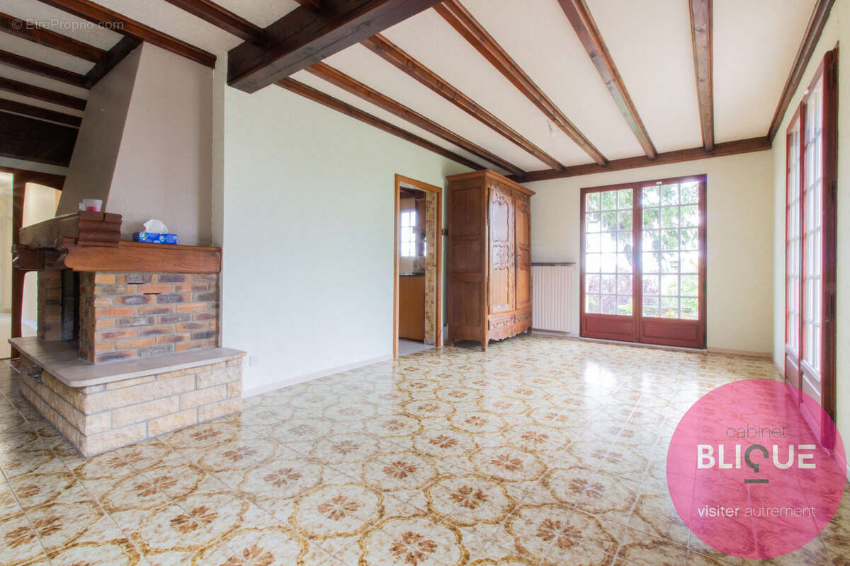 Maison à LAITRE-SOUS-AMANCE