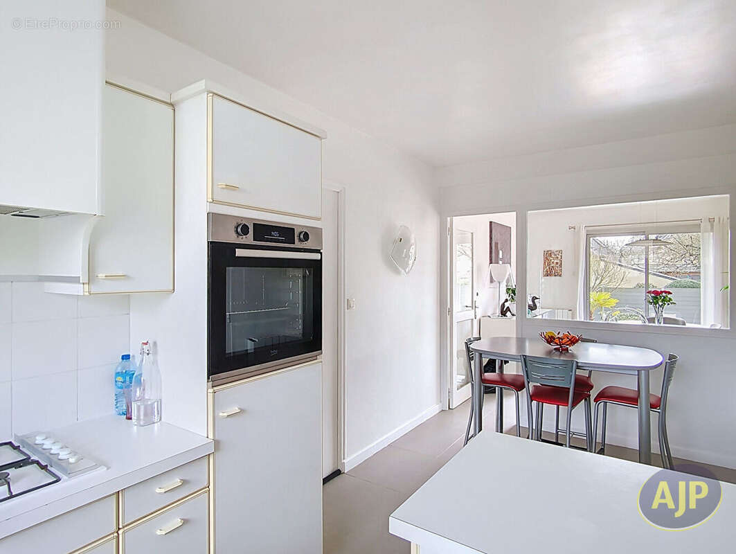 Maison familiale de 130 m²  Rennes Patton / Prairies Saint-Martin - photo 3