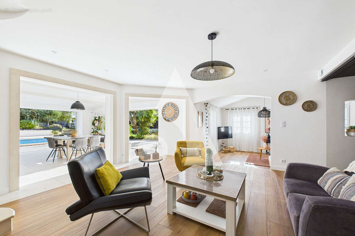 Maison à LA FERRIERE