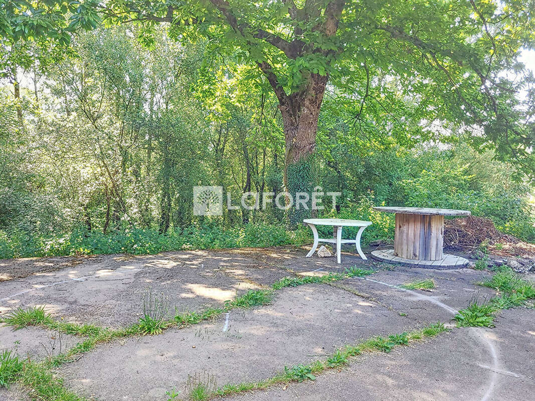 Maison à LE ROC-SAINT-ANDRE