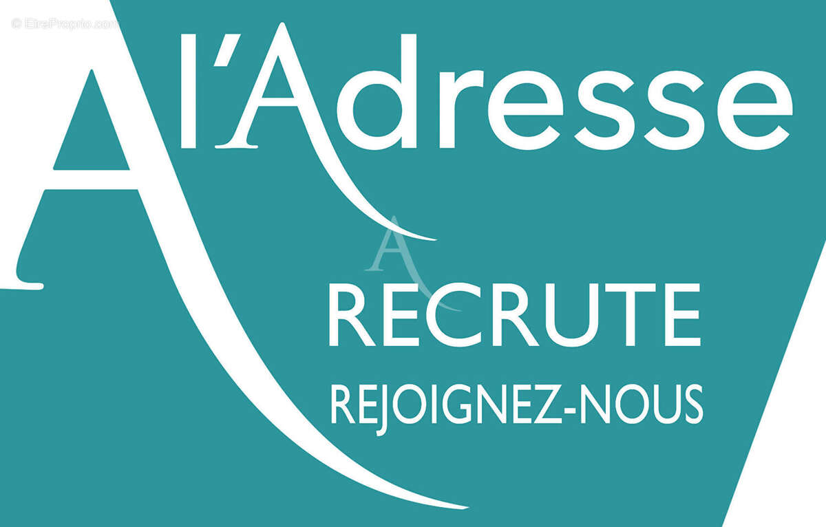 Terrain à LE PERRIER