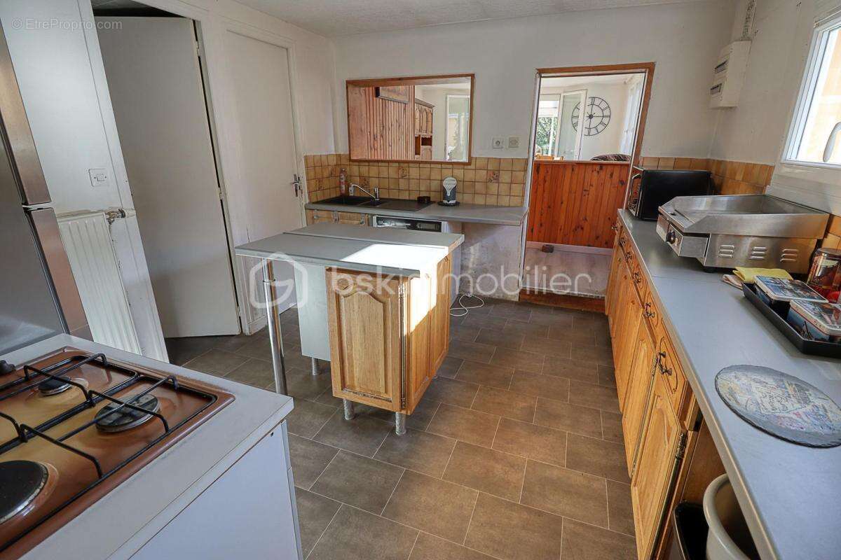 Maison à FEUQUIERES