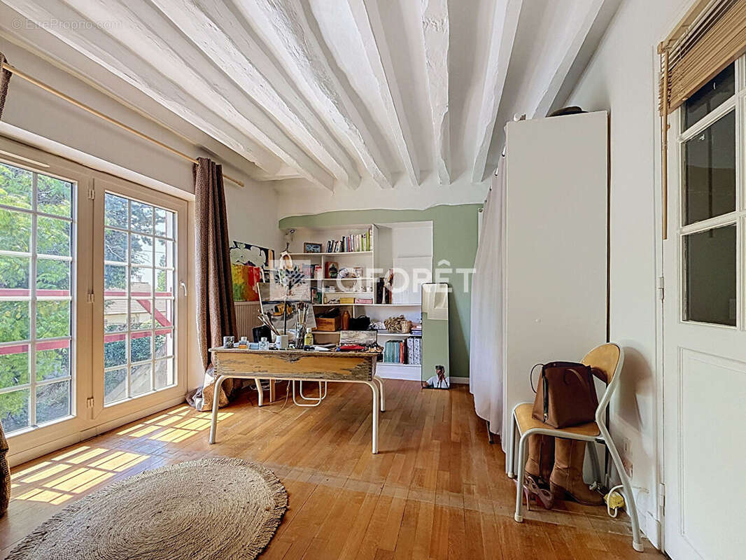 Maison Briarde de caractère, La Houssaye-en-Brie  200 m²  Terrain 1 710 m² - photo 4