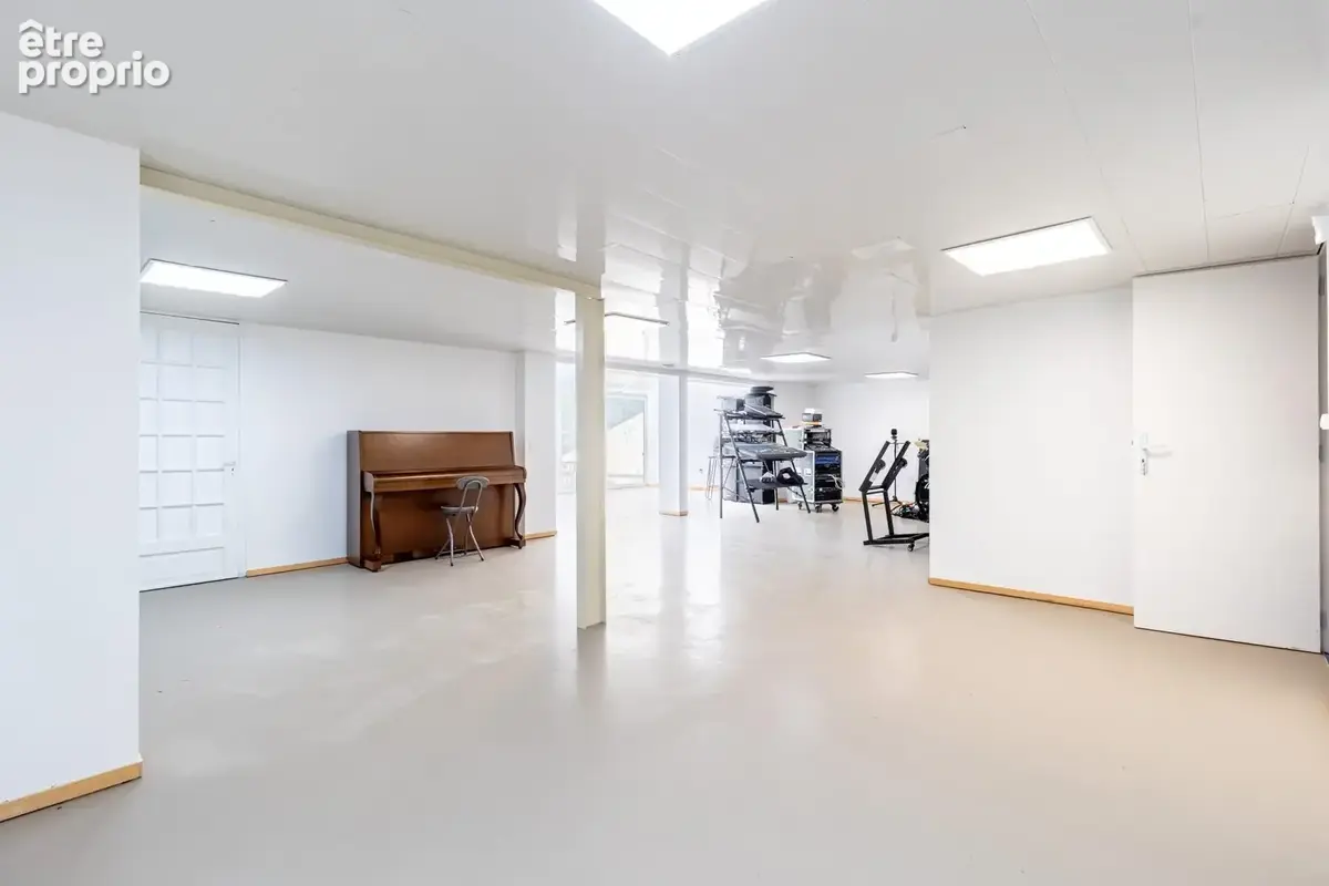 Maison 10 pièces 270 m² à vendre à Galgon (33133) - photo 9