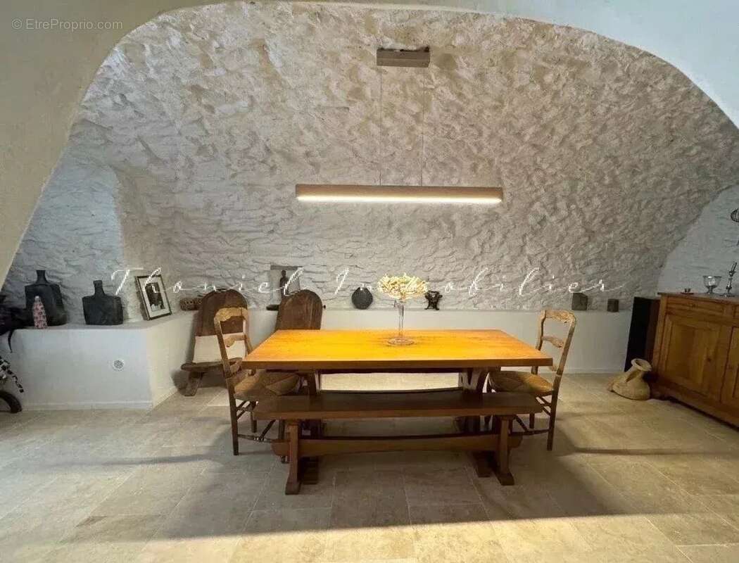 Maison à LA GARDE-FREINET