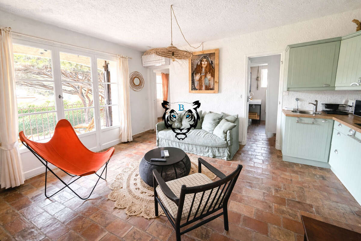 Appartement à LES ISSAMBRES
