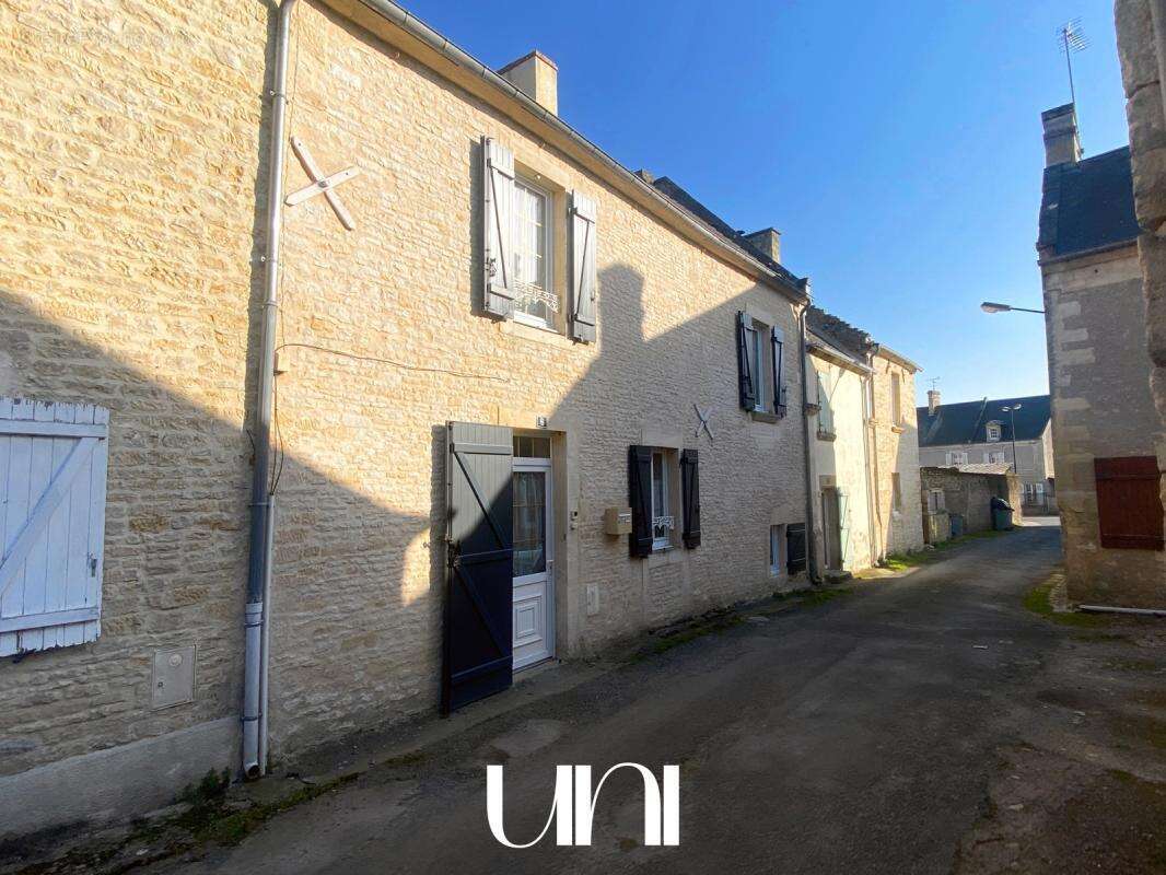 Maison à THAON