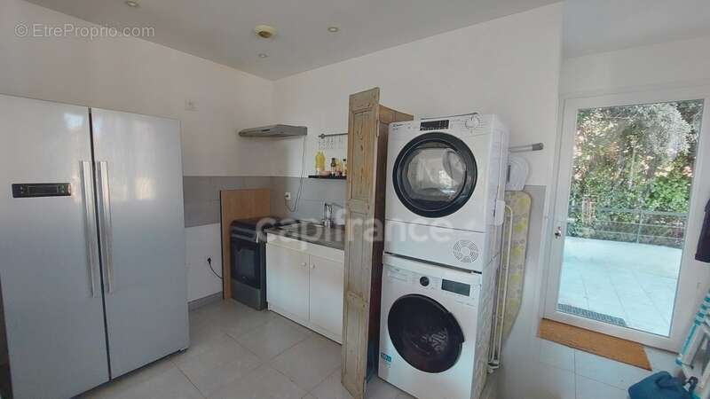 Appartement à vendre 3 pièces VILLENEUVE LES AVIGNON (30) - photo 20