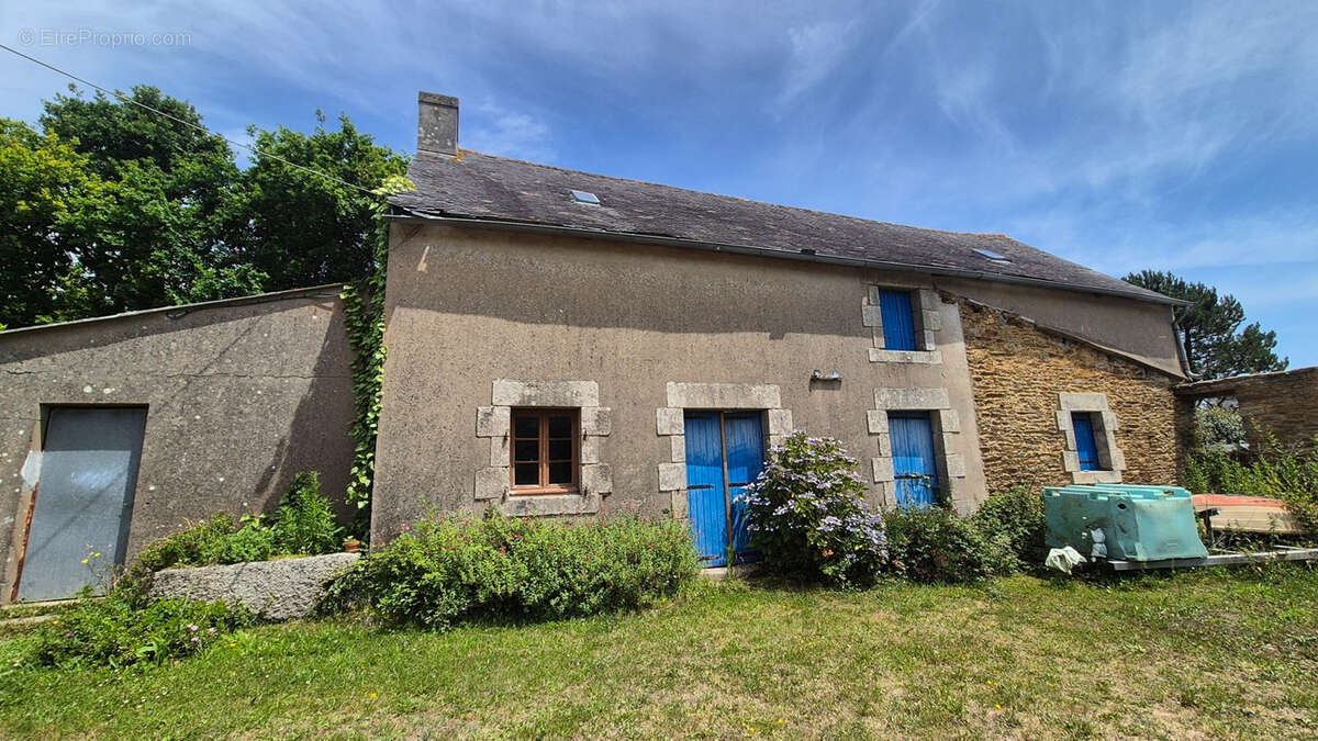 Maison à CLOHARS-CARNOET