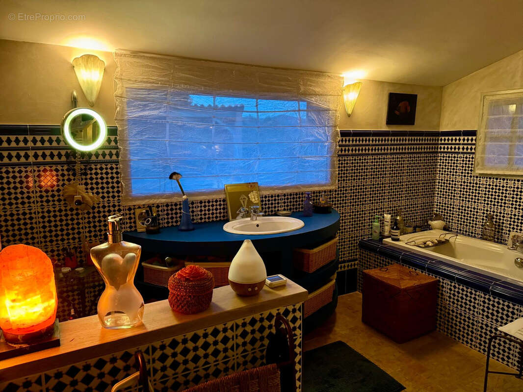 Maison à VAISON-LA-ROMAINE