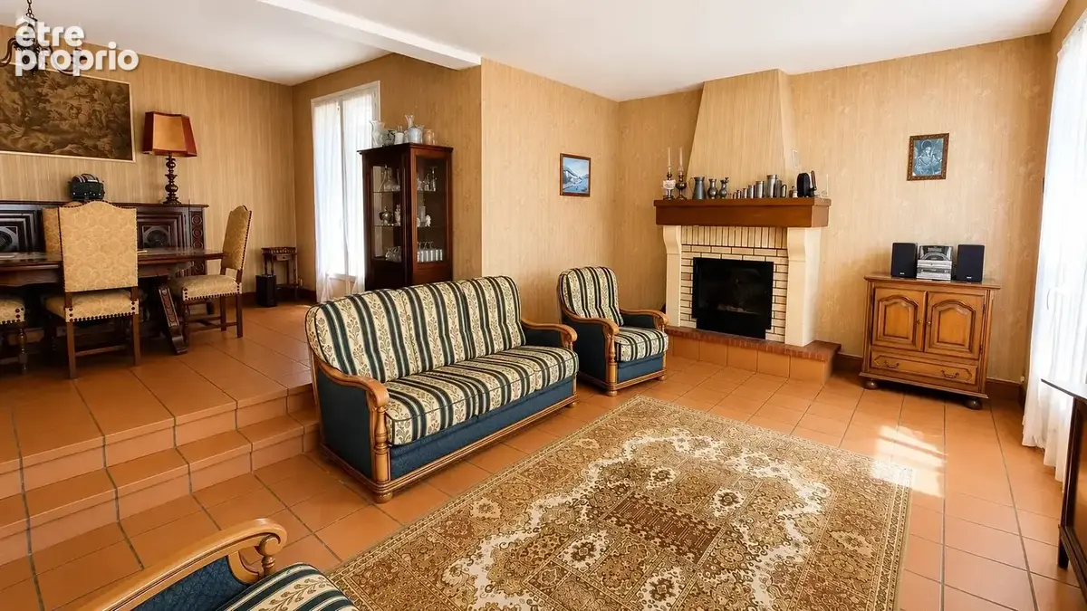 Maison de type mas provençal sur 2200 m² - photo 5