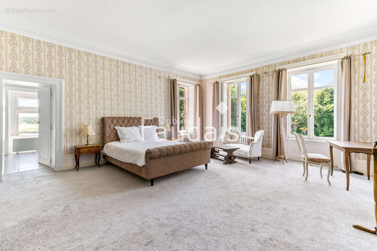 Maison à PICAUVILLE