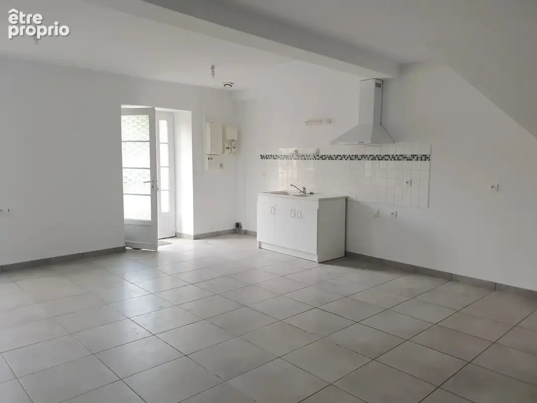 Maison en pierre de taille 2 chambres VENDUE LOUEE - photo 3