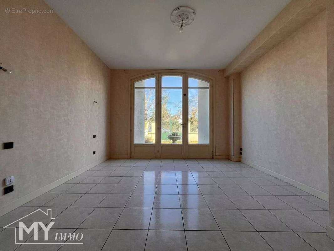 Maison à MONTPON-MENESTEROL