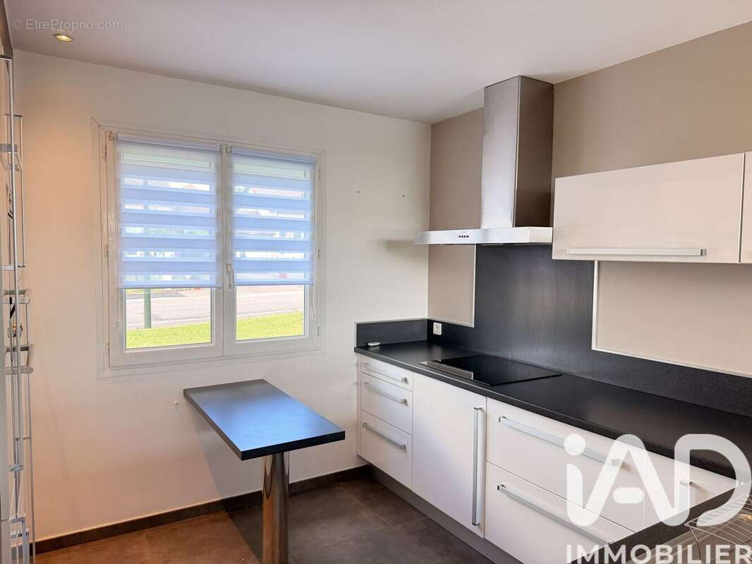 Maison 104 m² à Saint-Remy  - photo 9