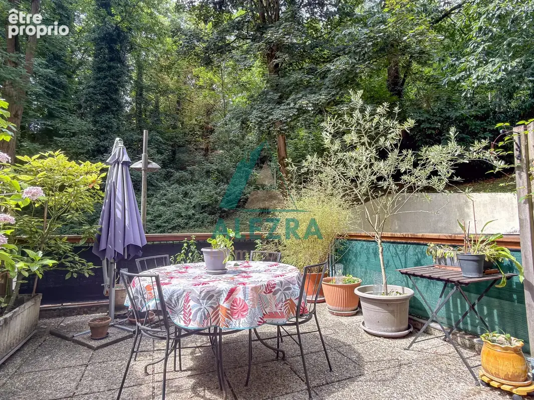 Appartement 4 pièces 85 m² à vendre à La Celle-Saint-Cloud (78170) - photo 2