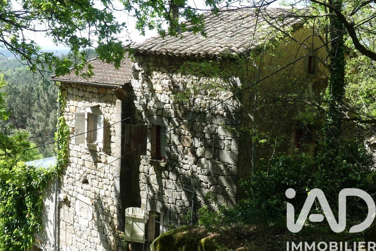 Photo 1 - Maison à CHASSIERS