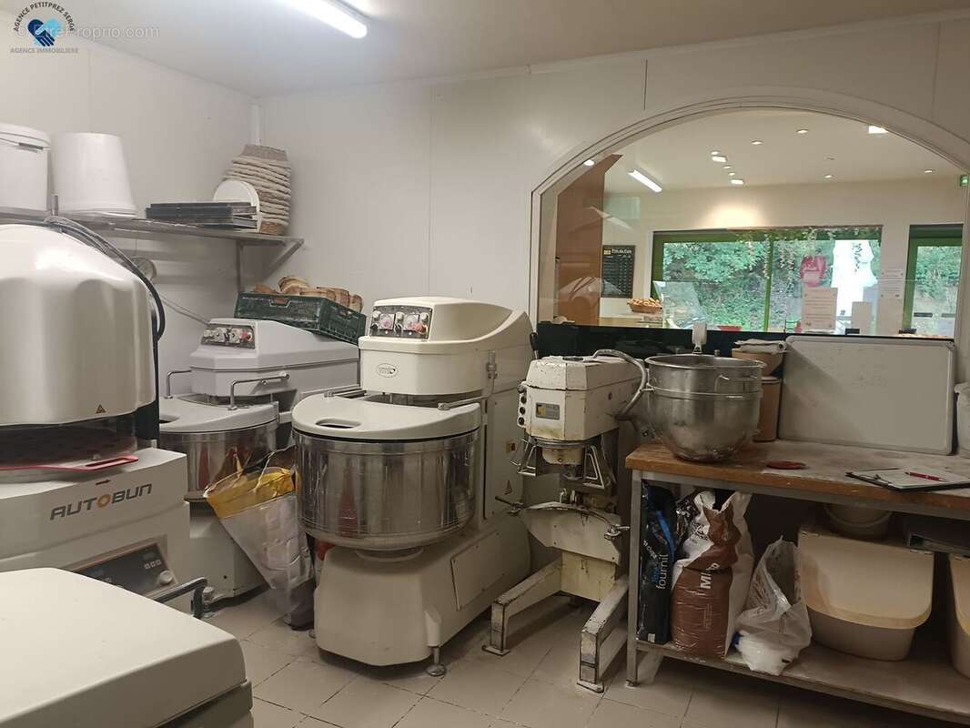 Commerce à MONTGISCARD