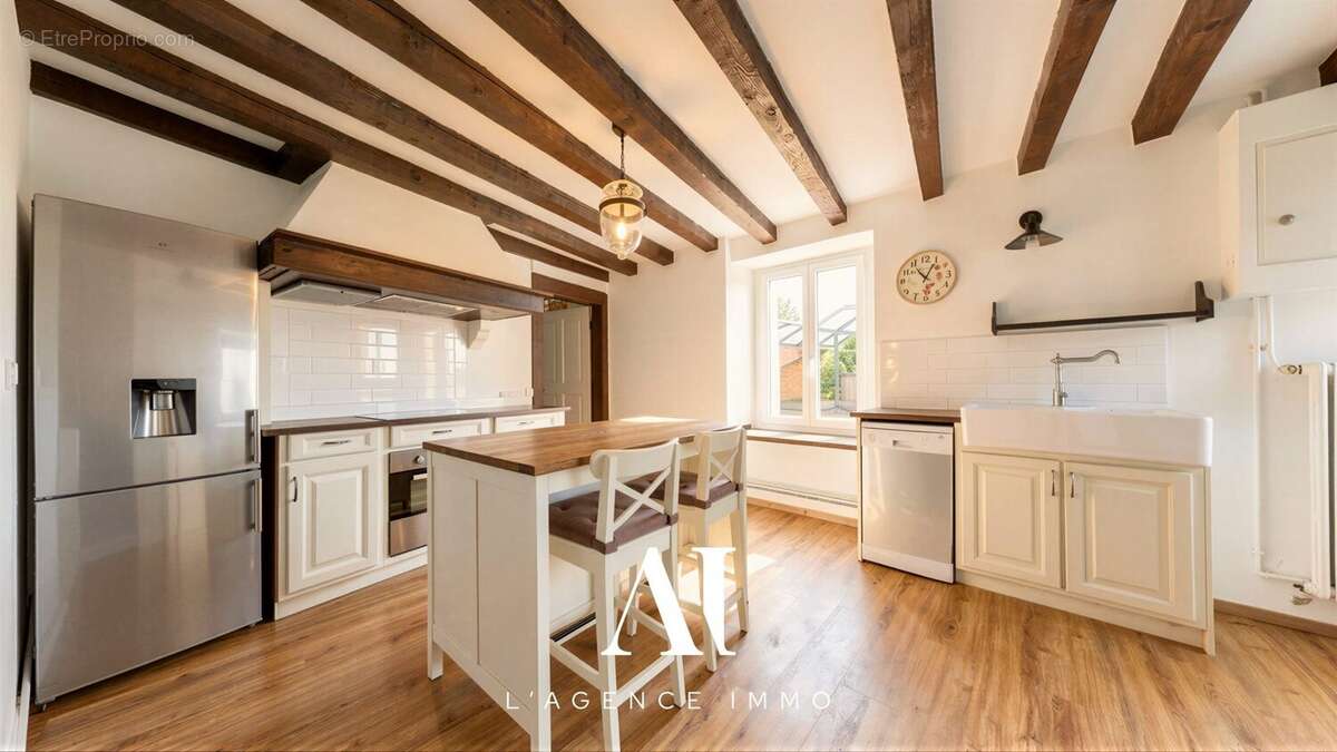 Maison à DIVONNE-LES-BAINS