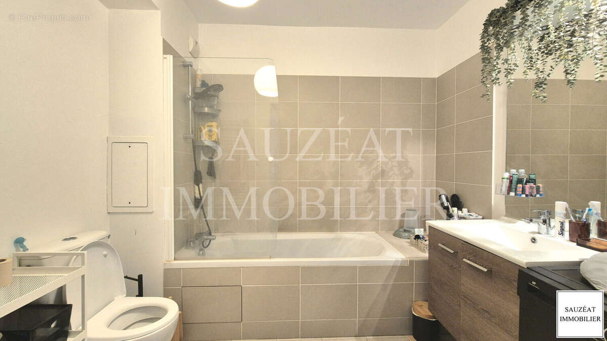 Appartement à BAGNEUX