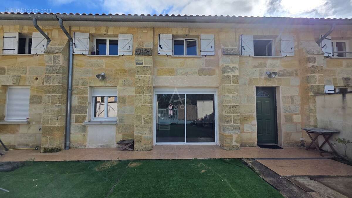 Maison à SAINTE-EULALIE