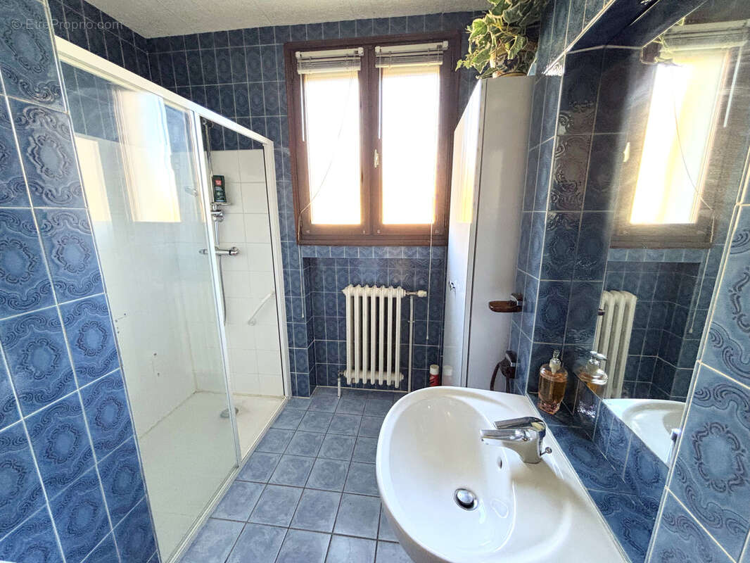 Exclusivite: villars maison sur sous-sol avec terrain - photo 8