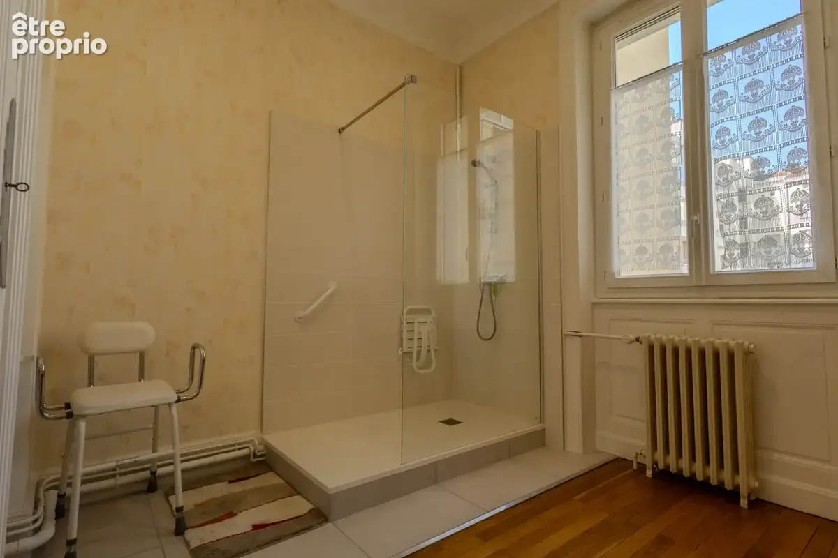 ***visite virtuelle disponible sur demande...lyon 6e…boulevard des belges…appartement bourgeois 193 m² à réinventer…balcon…ascen - photo 7