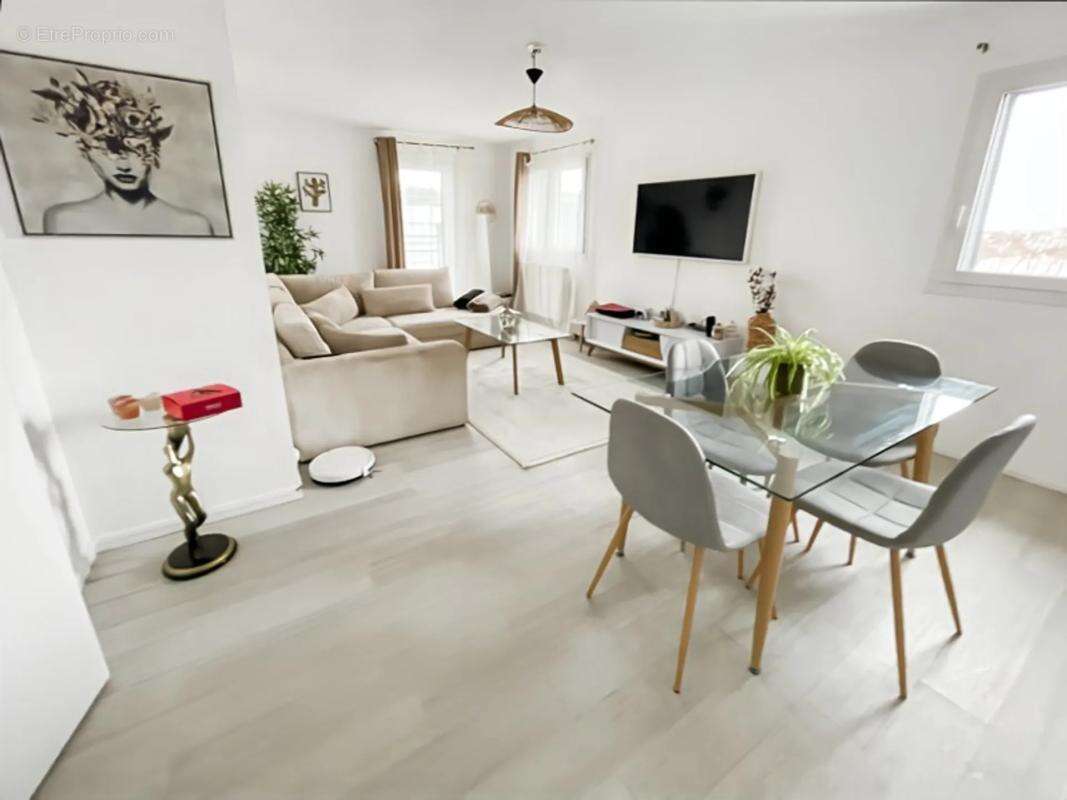 Appartement à MELUN