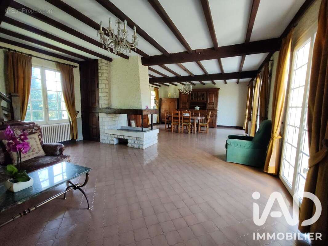 Maison 182 m² à Moulin-Neuf  - photo 4