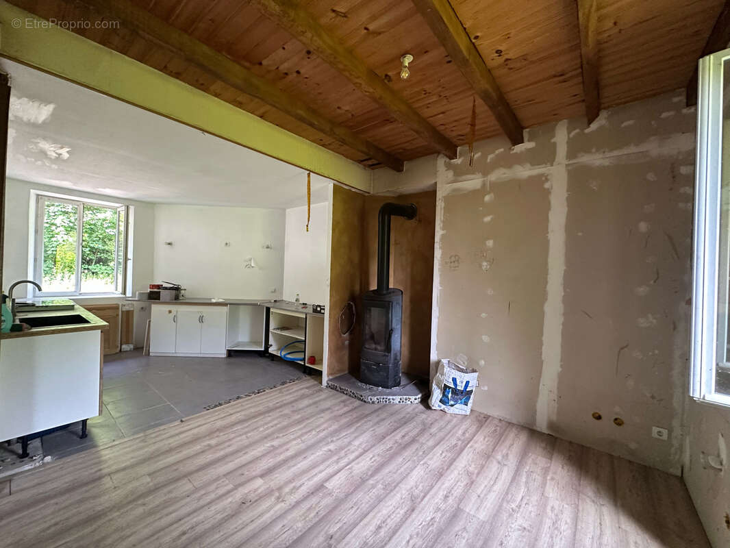 Maison à Naves en Corrèze - photo 2
