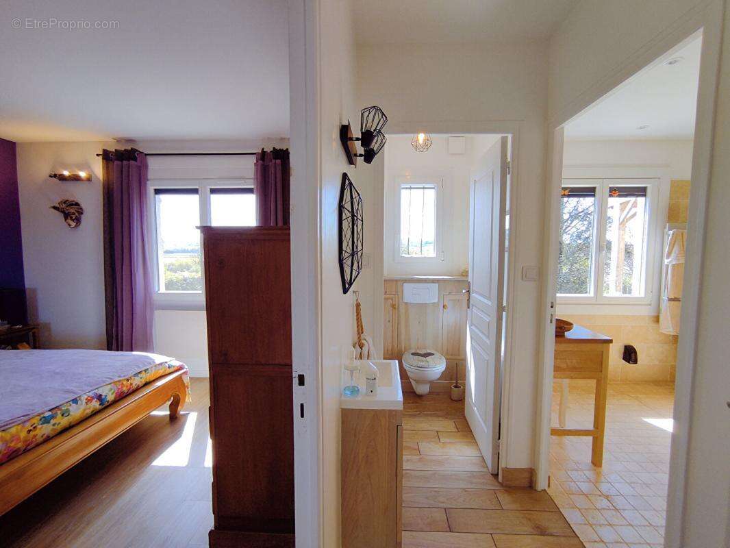 Maison Monthoiron 8 pièce(s) 176 m2 - photo 14