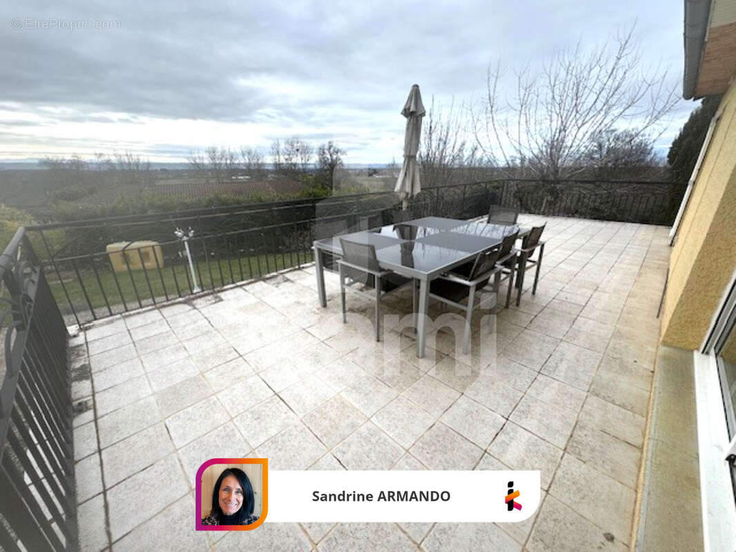 Maison à REVEL-TOURDAN