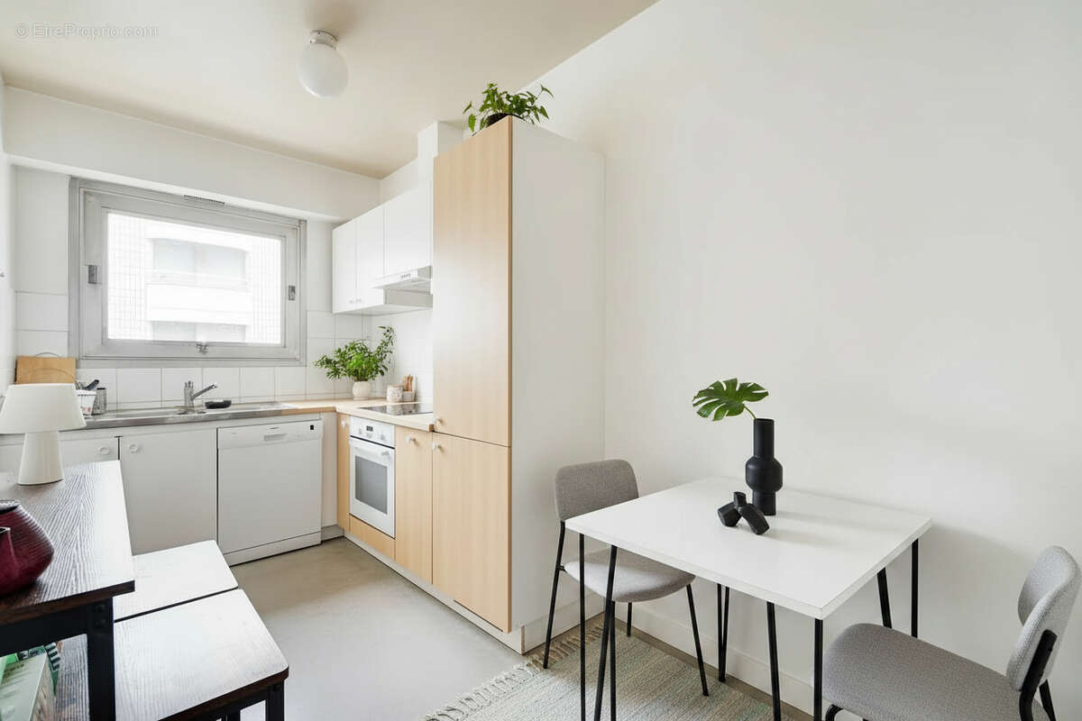 Appartement à PARIS-19E