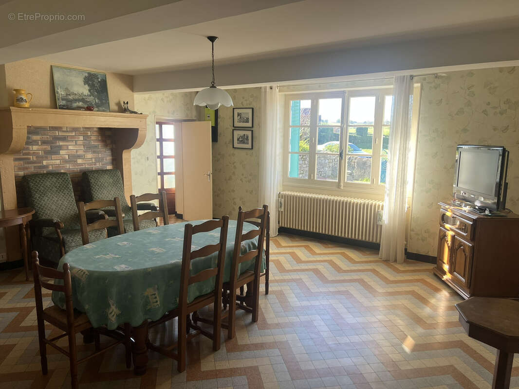 Maison à VARENNE-L'ARCONCE