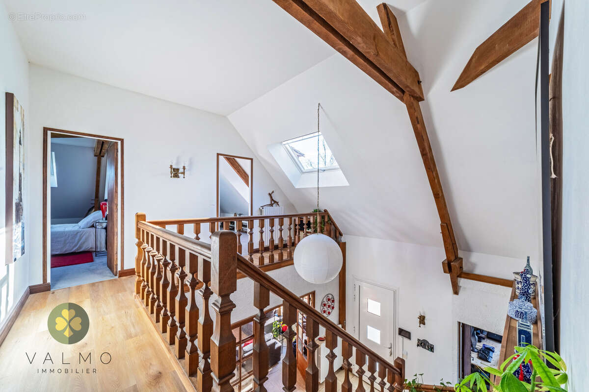 Maison à THOIRY