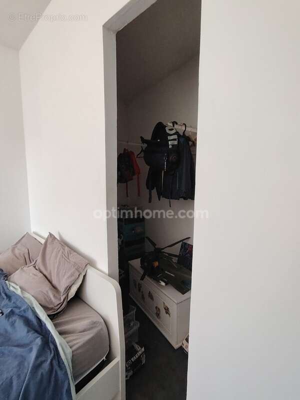 Maison à CABRIERES-D&#039;AIGUES