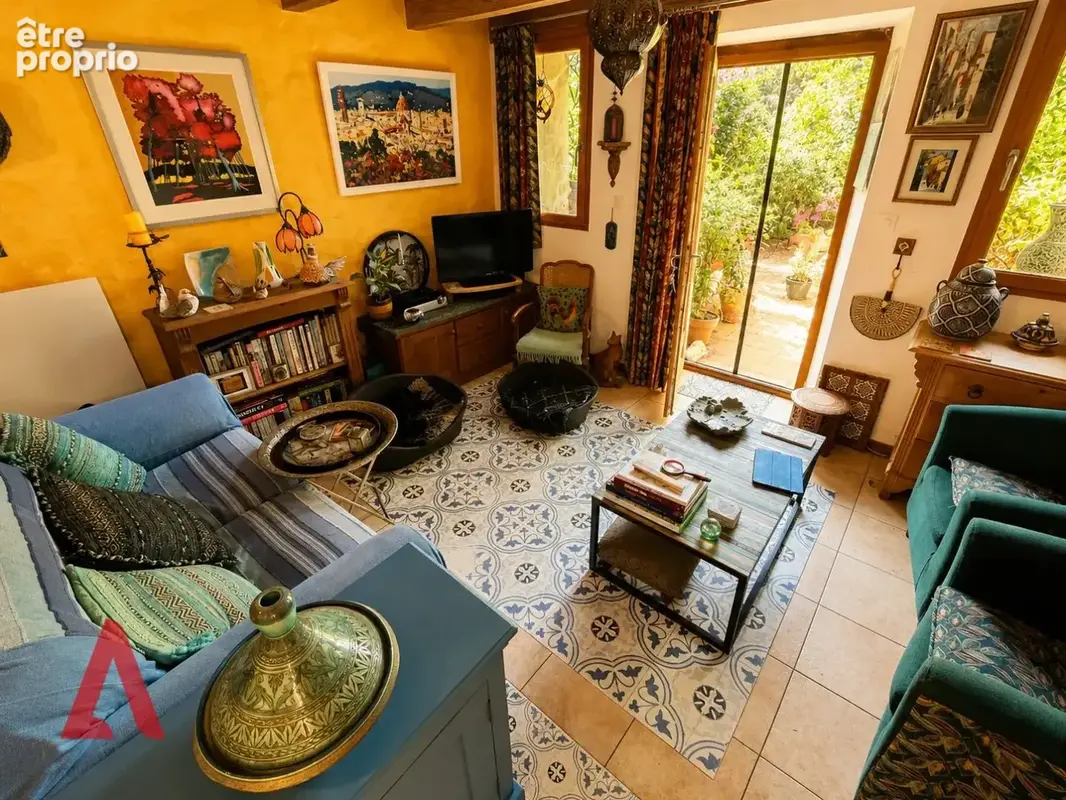 Maison en pierre charmante avec jardin et plusieurs chambres - photo 11