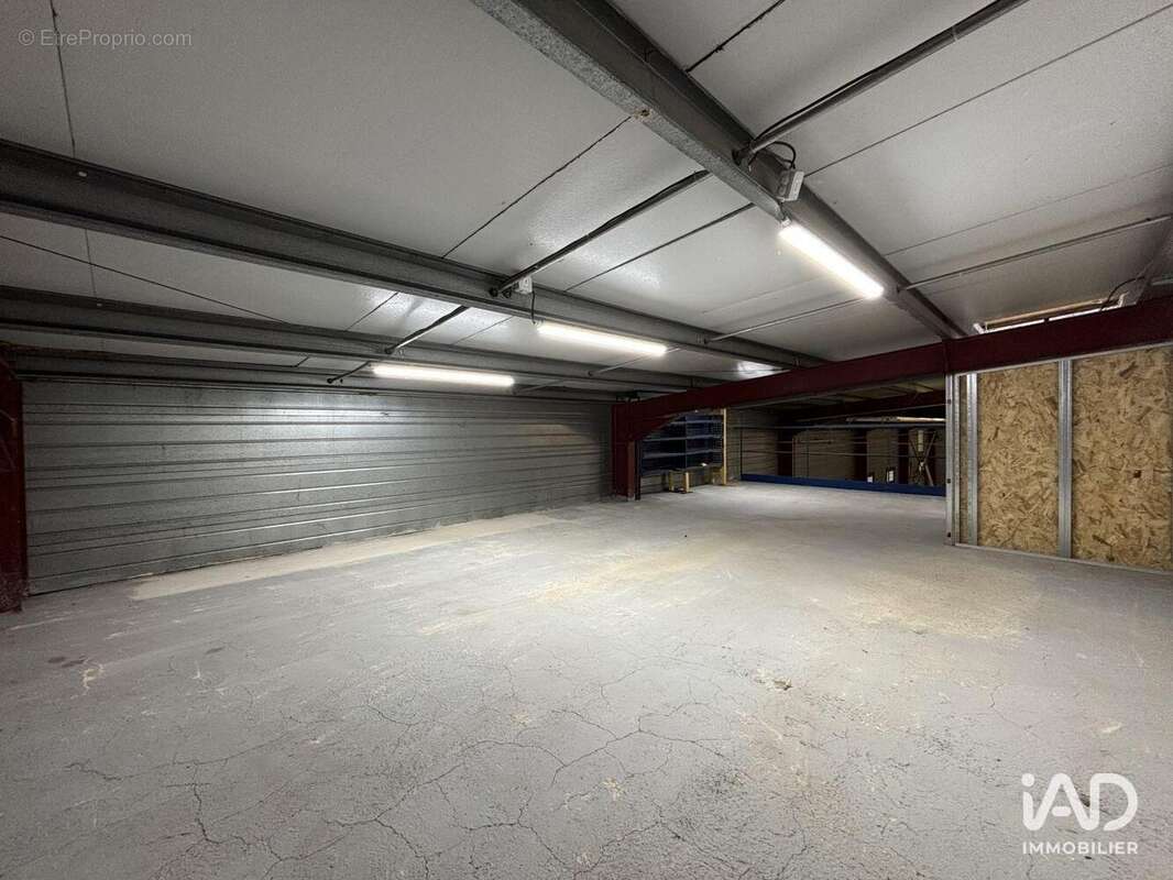 Photo 4 - Commerce à TILLOY-LES-MOFFLAINES