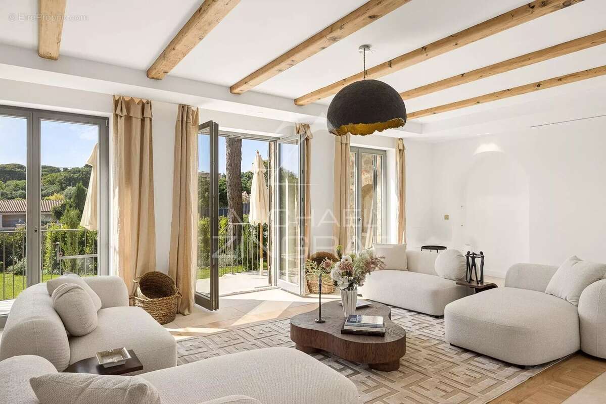 Maison à ANTIBES