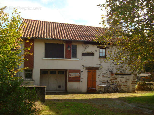Maison à CUSSAC