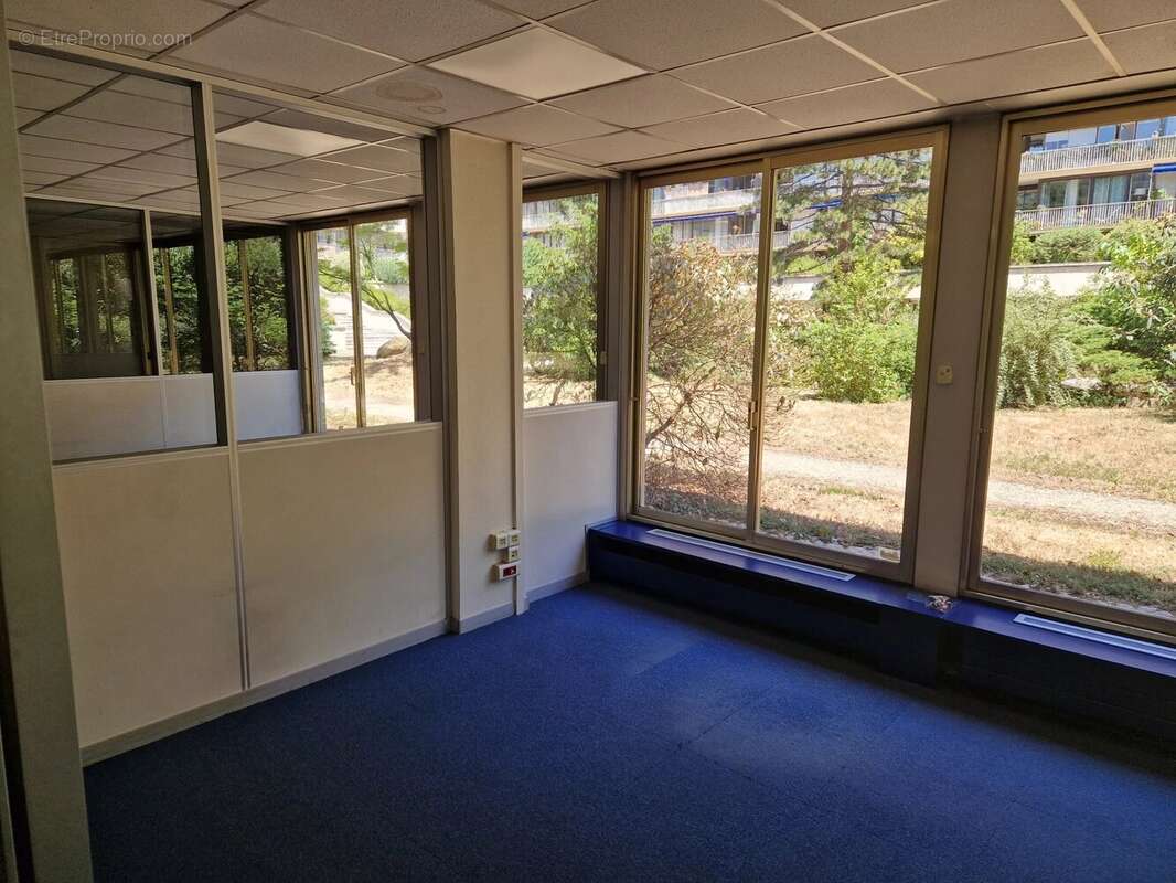 Bureaux a vendre - photo 5