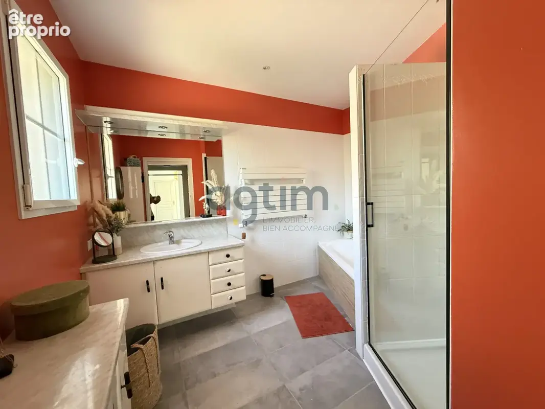 Montaigu - Maison 4 chambres - Garage - Terrasse - Jardin - photo 7