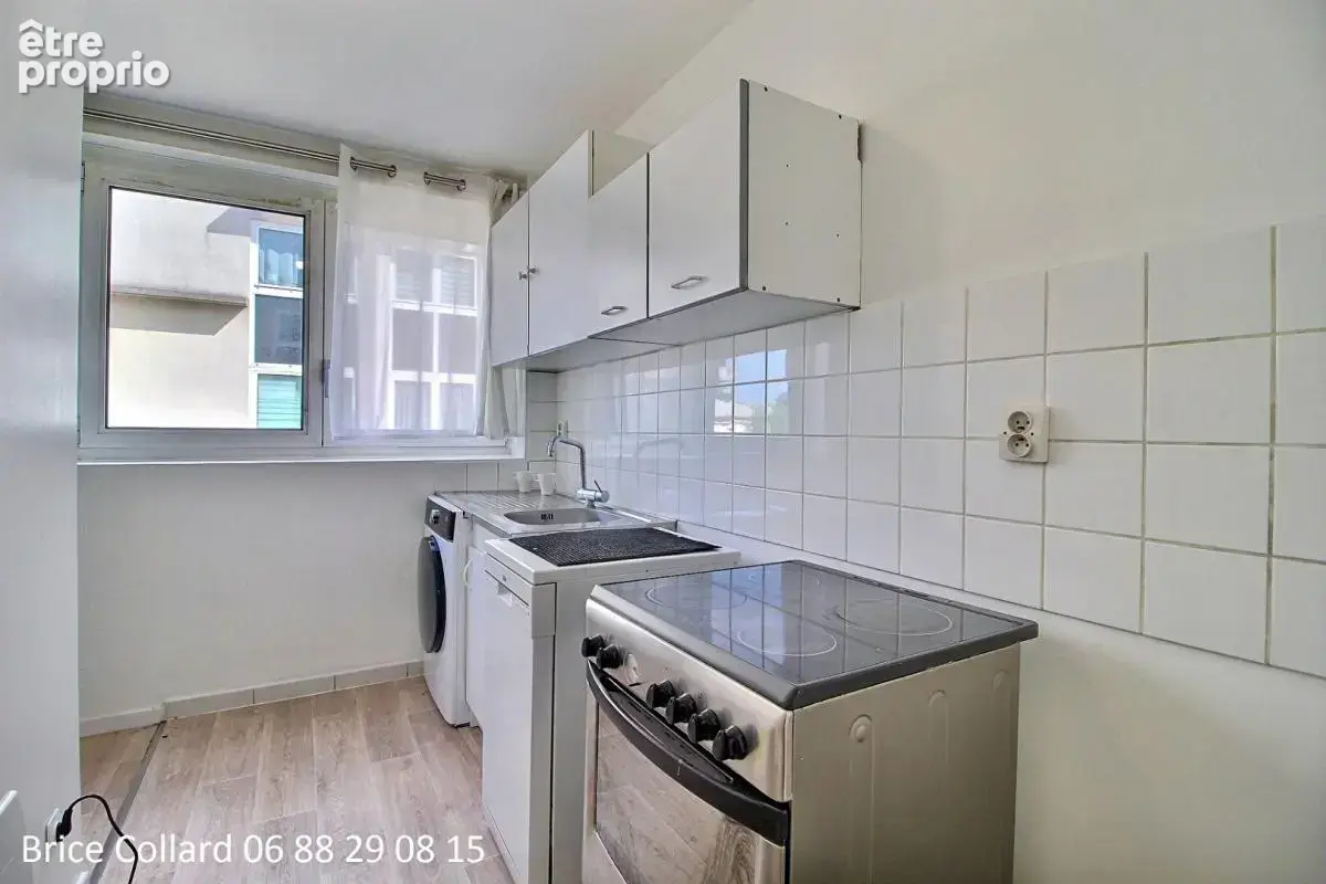 60300 SENLIS Appartement T2 avec balcon, cave et parking - photo 7