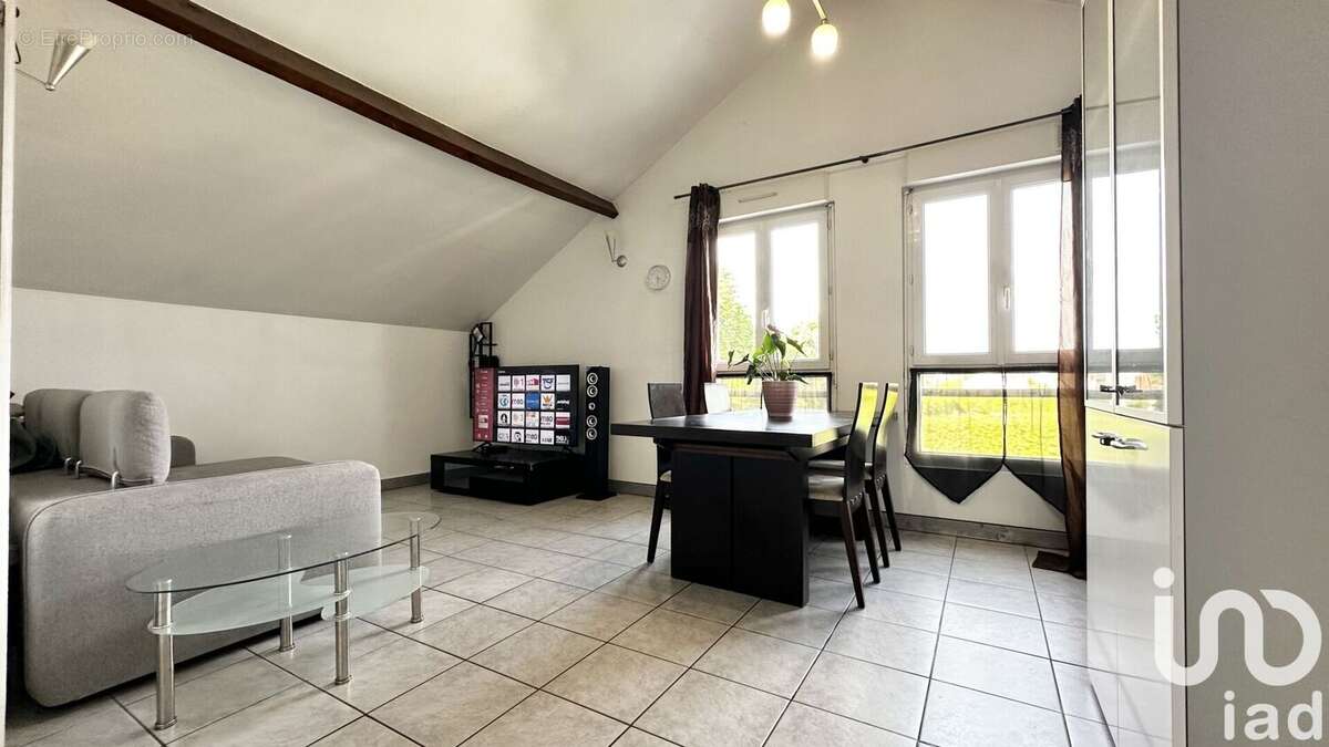 Photo 2 - Appartement à GRETZ-ARMAINVILLIERS