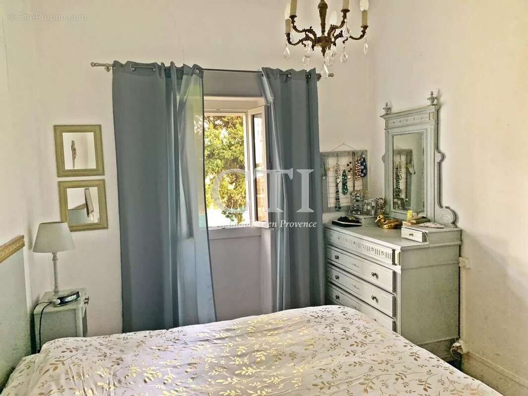 Maison à VAISON-LA-ROMAINE