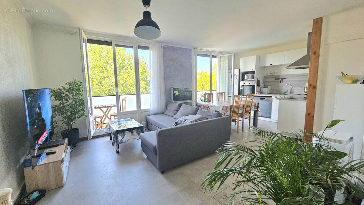 Appartement à FRONTIGNAN